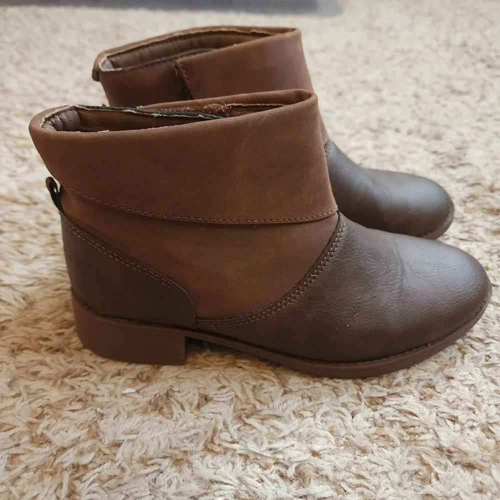 OshKosh B'gosh Ankle Boots Girls Size 3M Brown Two-Tone Faux Suede Booties